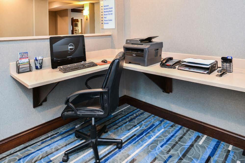 Holiday Inn Express Hotel & Suites York By Ihg Luaran gambar